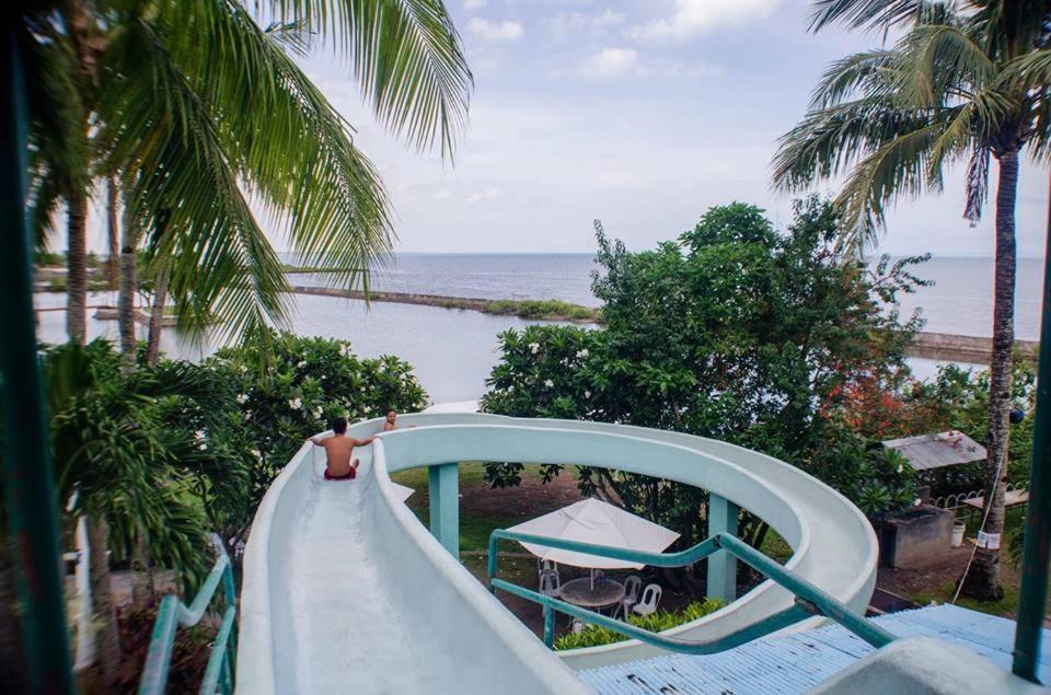 Palmas Del Mar Hotel Bacolod Exterior photo