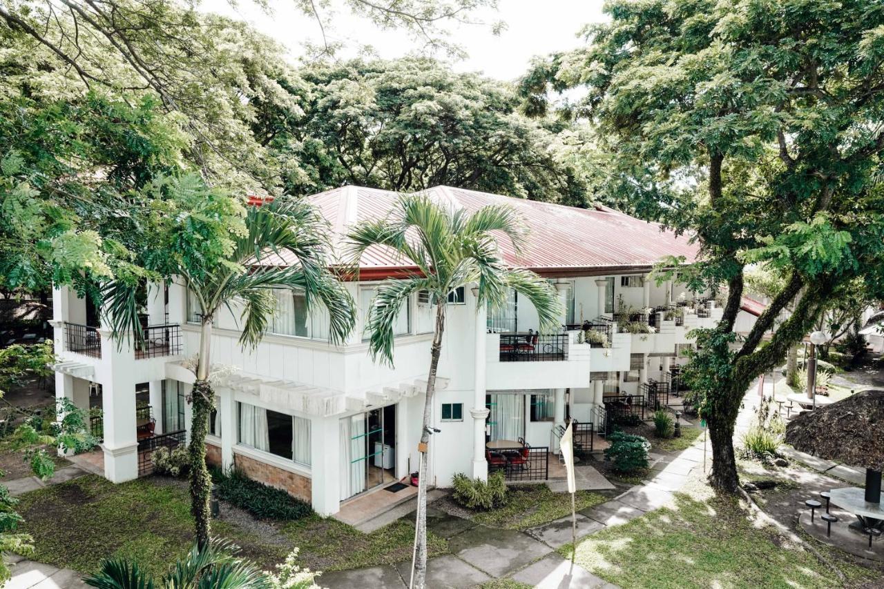 Palmas Del Mar Hotel Bacolod Exterior photo