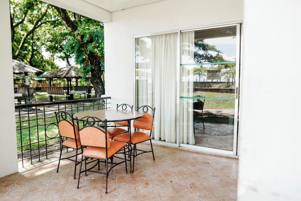 Palmas Del Mar Hotel Bacolod Exterior photo