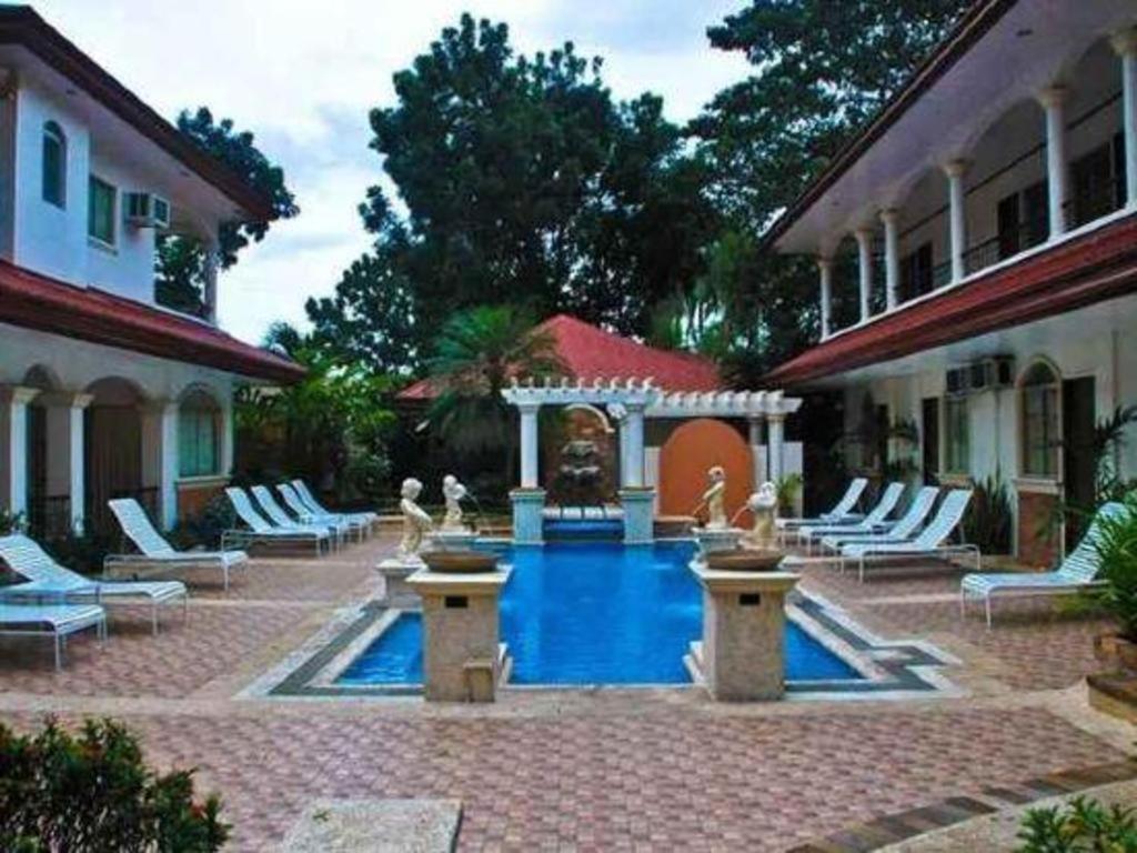 Palmas Del Mar Hotel Bacolod Exterior photo