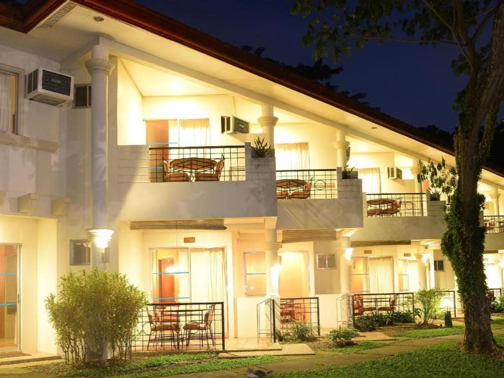 Palmas Del Mar Hotel Bacolod Exterior photo